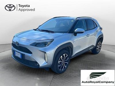 Usata Toyota Yaris Cross Trend 116 CV (85 kW) 2023 Grigio SUV