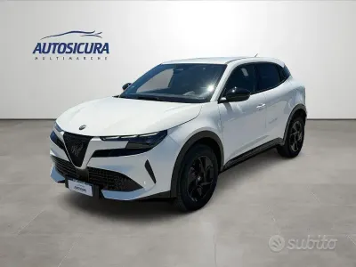 Nuova Alfa Romeo GT Junior Sprint 136 CV (100 kW) 2026 Bianco SUV