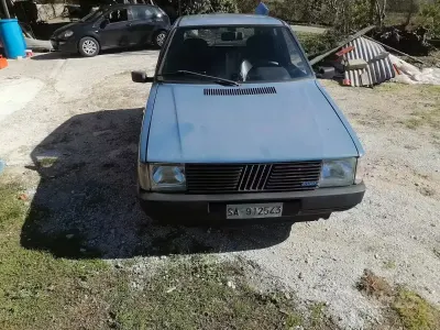 Usata Fiat Uno 45 CV (33 kW) 1986 Blu Utilitaria