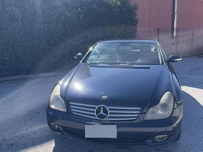 Begagnad Mercedes CLS320 224 HK (164 kW) 2006 Blå Sedan