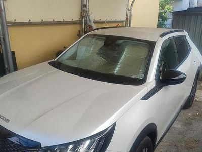 Usata Peugeot 2008 130 CV (95 kW) 2022 Bianco SUV