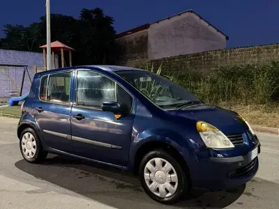 Usata Renault Modus 85 CV (62 kW) 2005 Blu Monovolume