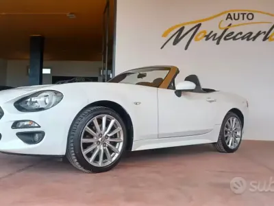 Usata Fiat 124 Spider Lusso 140 CV (102 kW) 2018 Bianco Cabrio