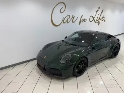 Nuova Porsche 911 541 CV (397 kW) 2026 Verde Coupé