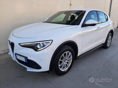 Usata Alfa Romeo Stelvio Business 210 CV (154 kW) 2018 Bianco SUV