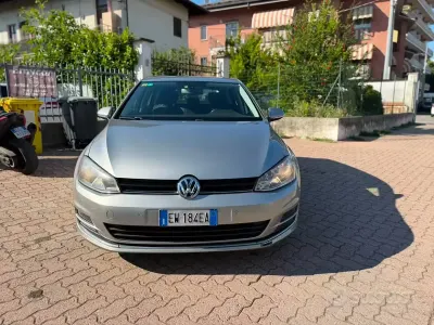 Usata VW Golf VII Highline 110 CV (80 kW) 2014 Grigio Berlina