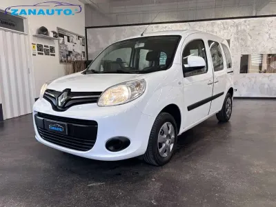 Usata Renault Kangoo Life 75 CV (55 kW) 2017 Vernice standard Monovolume