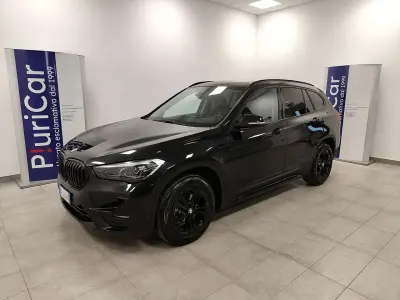 Usata BMW X1 Sport Line 150 CV (110 kW) 2022 Nero SUV