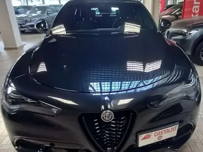 Usata Alfa Romeo Stelvio Sprint 160 CV (117 kW) 2023 Nero SUV