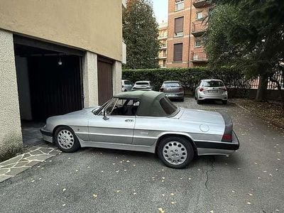 Usata Alfa Romeo Spider Quadrifoglio Verde 125 CV (91 kW) 1987 Cabrio