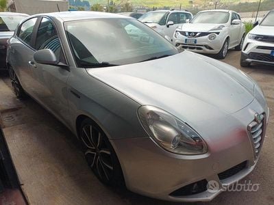 Usata Alfa Romeo Giulietta Distinctive 170 CV (125 kW) 2011 Grigio Utilitaria