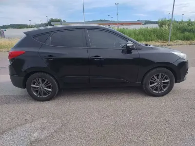Usata Hyundai ix35 Comfort 116 CV (85 kW) 2014 Nero SUV