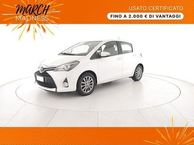 Usata Toyota Yaris Active 69 CV (50 kW) 2017 Bianco Berlina