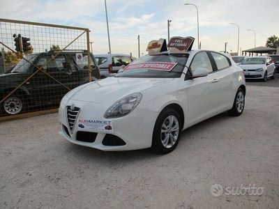Usata Alfa Romeo Giulietta Sprint 120 CV (88 kW) 2015 Bianco Berlina