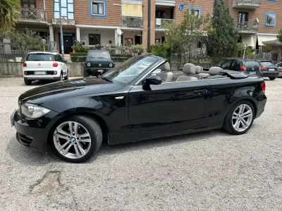 Käytetty BMW 120 Cabriolet 177 HP (130 kW) 2008 Musta Avoauto