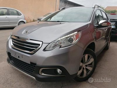 Usata Peugeot 2008 99 CV (72 kW) 2016 Grigio SUV