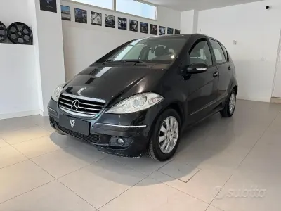 Usata Mercedes A180 Avantgarde 109 CV (80 kW) 2008 Nero Berlina