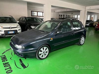 Usata Fiat Bravo 104 CV (76 kW) 2000 Nero Utilitaria
