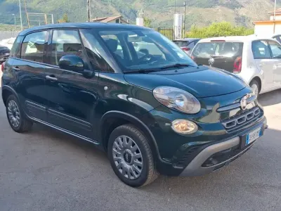 Begagnad Fiat 500L Connect 95 HK (69 kW) 2021 Grön Minibuss