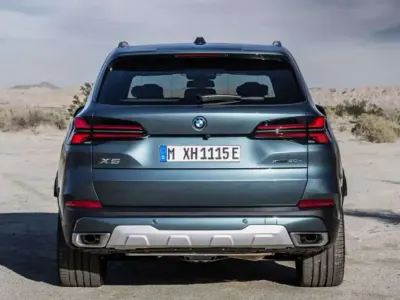 Nuova BMW X5 M Competition Edition 625 CV (459 kW) 2026 Argento SUV