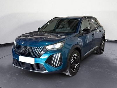 Usata Peugeot 2008 Allure 102 CV (75 kW) 2025 Blu/azzurro SUV