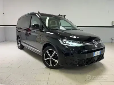 Usata VW Caddy Style 122 CV (89 kW) 2022 Nero Monovolume