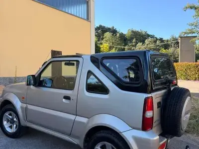 Usata Suzuki Jimny 86 CV (63 kW) 2009 SUV