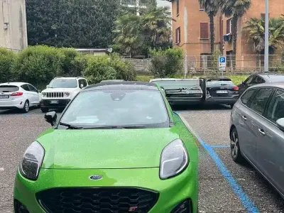 Usata Ford Puma ST 200 CV (147 kW) 2023 Verde SUV