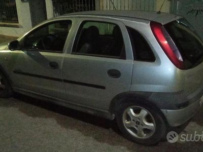 Usata Opel Corsa 2001 Grigio Utilitaria