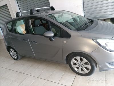 usata Opel Meriva b per neopatentati 1600 95cv euro 6b