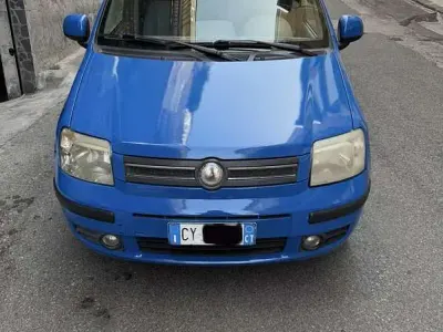 Usata Fiat Panda Emotion 69 CV (50 kW) 2005 Utilitaria