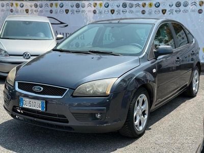 Usata Ford Focus 90 CV (66 kW) 2008 Grigio Berlina