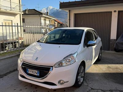 Occasion Peugeot 208 68 ch (50 kW) 2014 Blanc Citadine
