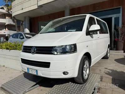 Usado VW Multivan Highline 180 HP (132 kW) 2010 Branco Monovolume
