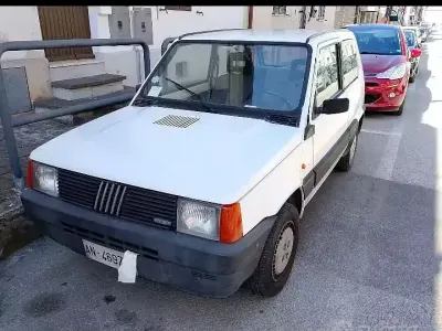 Usata Fiat 750 S 34 CV (25 kW) 1988 Berlina