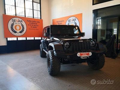Usata Jeep Wrangler Unlimited Sahara 200 CV (147 kW) 2015 Nero SUV
