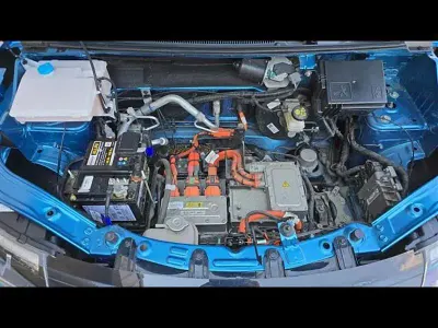 Usata Dacia Spring Comfort Plus 33 kW (45 CV) 2021 Blu chiaro Utilitaria