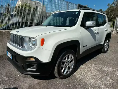 Usata Jeep Renegade Limited 140 CV (102 kW) 2015 Bianco SUV