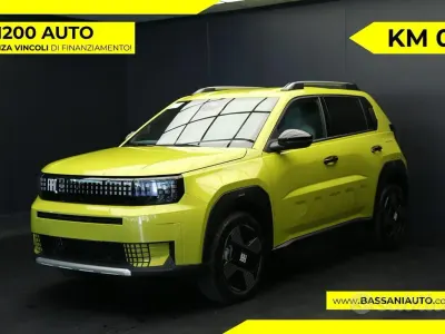 Nuova Fiat Grande Panda La Prima 110 CV (80 kW) 2025 Giallo Utilitaria