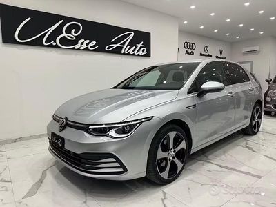 Usata VW Golf VIII Style 115 CV (84 kW) 2022 Grigio Berlina