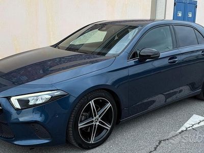 Usata Mercedes A180 115 CV (84 kW) 2021 Blu Berlina