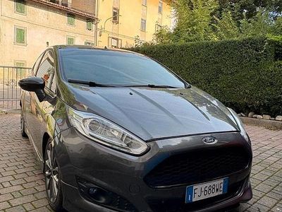 Grigio Usata 2017 Ford Fiesta ST-Line Utilitaria | 6000 € (Buon prezzo)