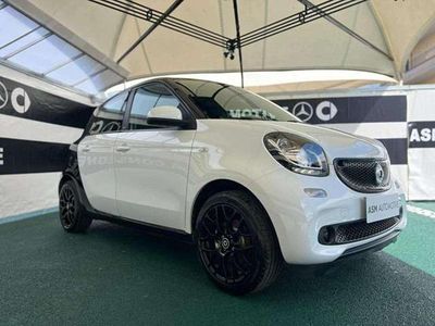 Bianco Usata 2016 Smart ForFour Passion Utilitaria | 12.390 € (Buon prezzo)