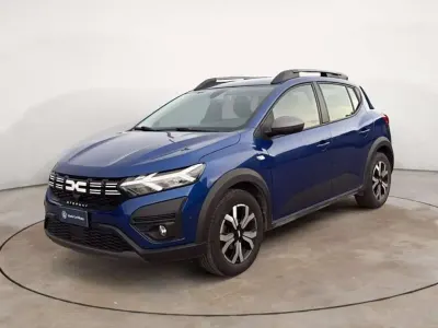 Usata Dacia Sandero Expression 110 CV (80 kW) 2023 Blu metallizzato Berlina