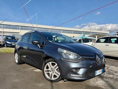 Usata Renault Clio GrandTour Zen 90 CV (66 kW) 2016 Grigio Station wagon