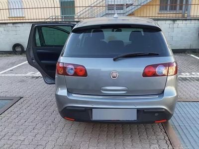 Usata Fiat Croma 150 CV (110 kW) 2008 Grigio Station wagon
