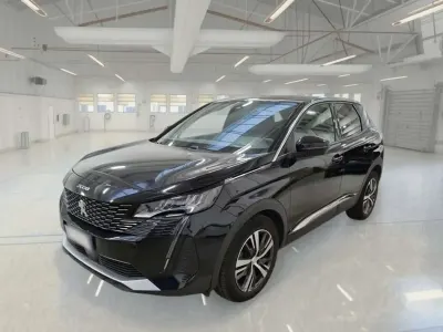 Usata Peugeot 3008 Allure 131 CV (96 kW) 2023 Nero SUV