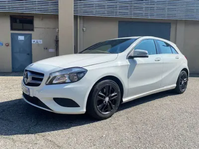 Usata Mercedes A180 122 CV (89 kW) 2014 Bianco