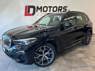 Usata BMW X5 M Sport 265 CV (194 kW) 2019 Blu/azzurro SUV