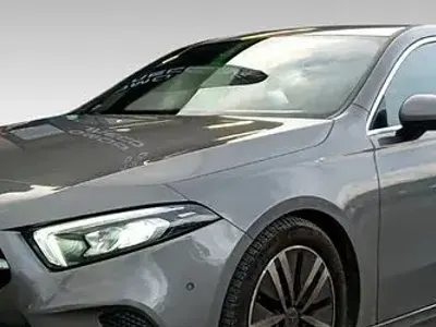 Usata Mercedes A180 116 CV (85 kW) 2021 Nero Utilitaria